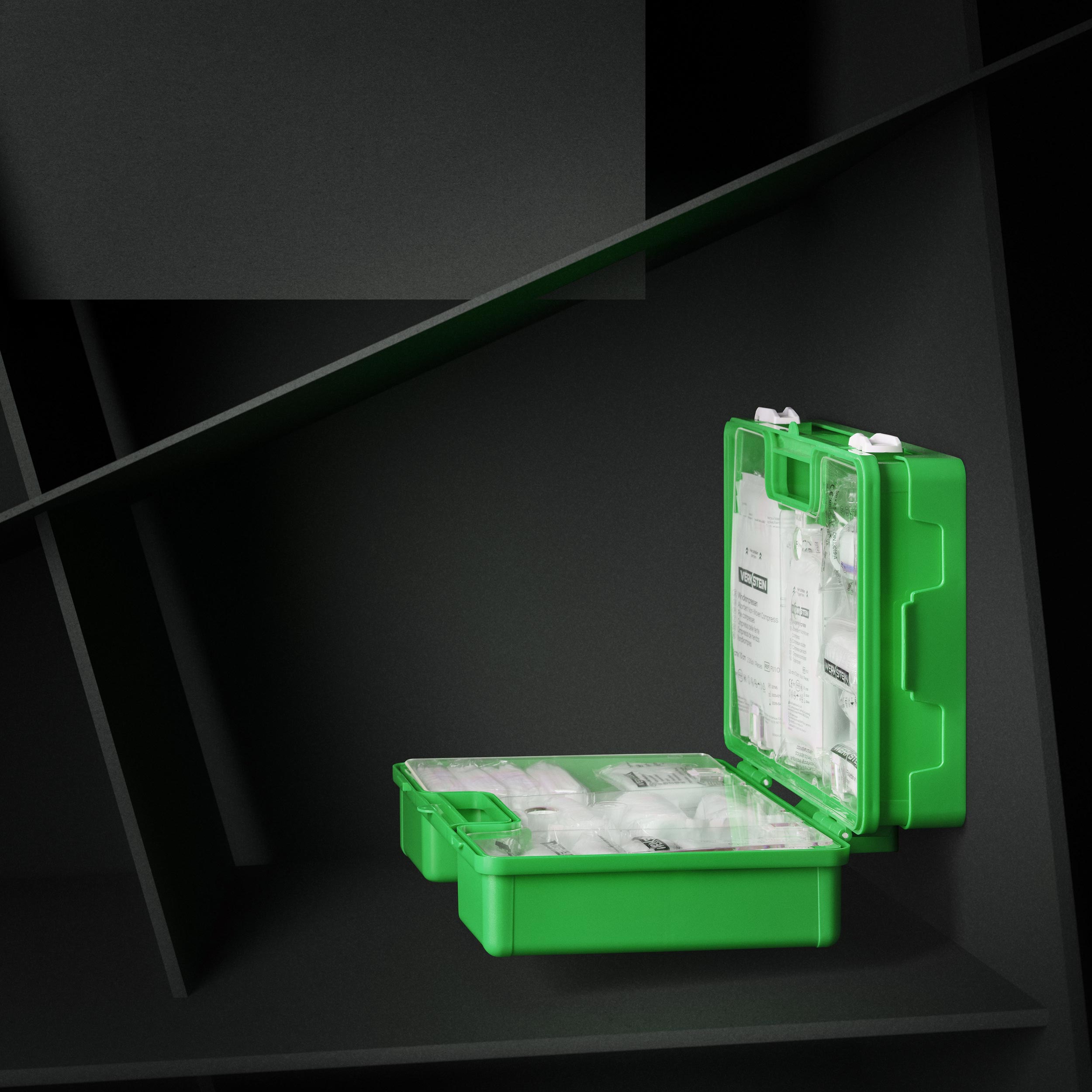 Erste-Hilfe-Koffer DIN 13157 grün, geöffnet mit 90-Grad-Arretierung